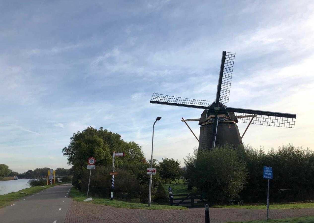 Villa Antonius Amsterdam Ouderkerk aan de Amstel Esterno foto
